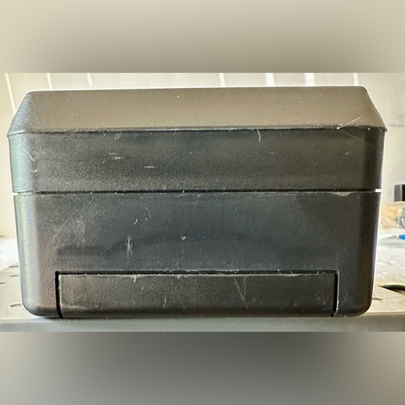 Amprobe Model AMB-1A Taut Band Analog Megohmmeter 947758 Insulation Tester - Picture 10 of 11